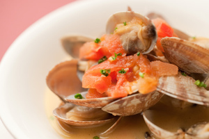 Steamed Clams with Wine